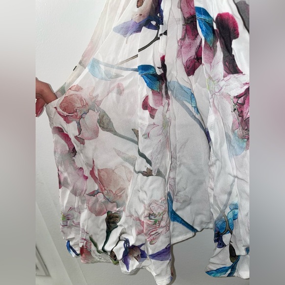 Floral Shore Tank Top - small - Picture 4 of 7